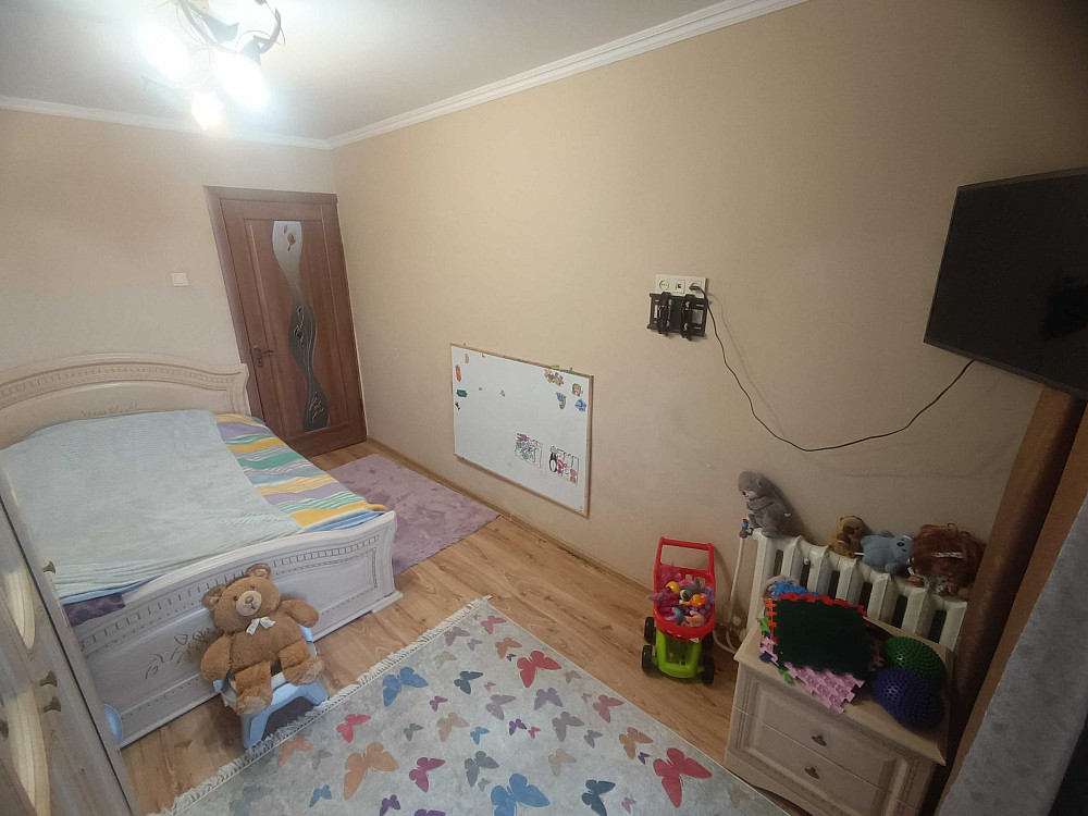 ПРОДАЖ 3-х кімнатної КВАРТИРИ у гарному стані на 2-у ПОВЕРСІ 5 пов.буд Берегове - зображення 7