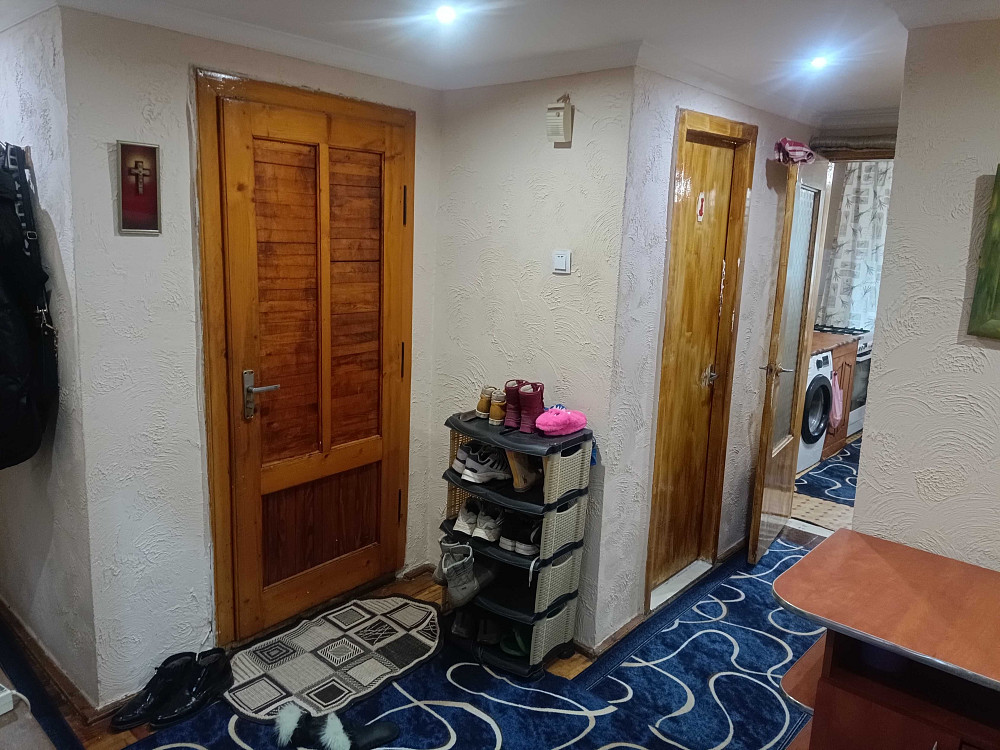 ПРОДАЖ 3-х кімнатної КВАРТИРИ у гарному стані на 2-у ПОВЕРСІ 5 пов.буд Берегове - зображення 4