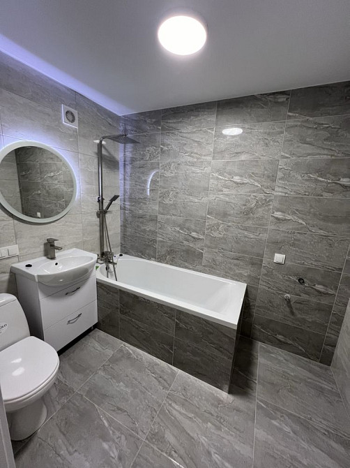 Власник 1 кім студія ЦЕНТР Івано-Франківськ - зображення 1