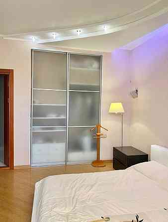 3 кімн Велика 104м2 ЖК Соломʼянський Севастопольська площа Вокзальна Киев