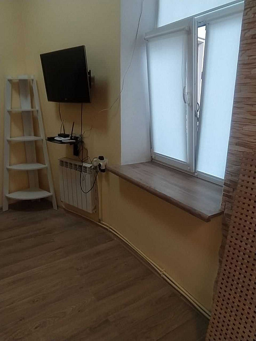 Маленька 1 кімнатна квартира у центрі біля оперного Львів - зображення 3