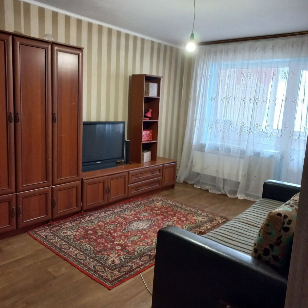 Здам 1-но кімнатну квартиру Узин Узин - зображення 1