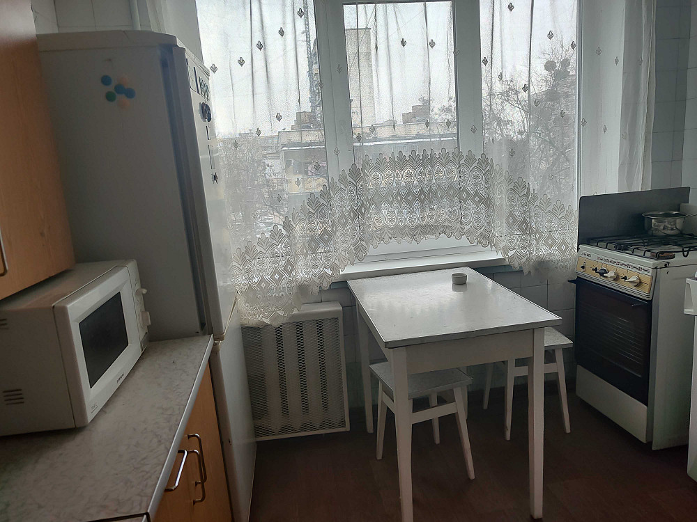 Оренда 3к.кв. вул.Кубанської України 51. Київ - зображення 1