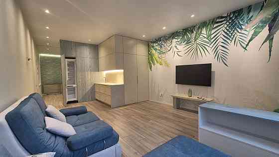 НОВАЯ Дизайнерская Центр Греческая пл Район Дерибасовской ЦЕнтр Книжка Одеса