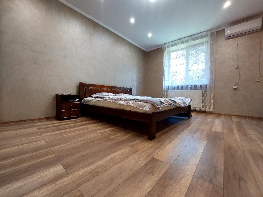 Здам в оренду квартиру центр міста Ужгород - зображення 1