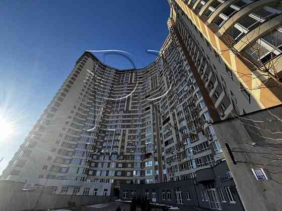 Продаж 1 кімн. квартири за адресою Новполевая 2 Family&Friends Киев