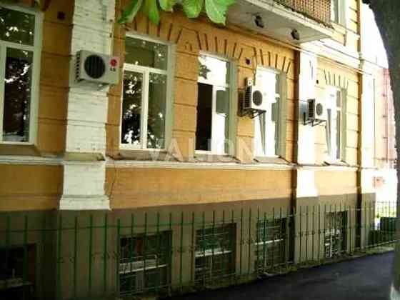 Продаж квартири під офіс, 1 поверх, вул. Ярославів Вал 21г Терміново! Киев
