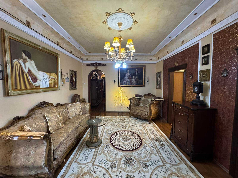 Продам 4к кімнатну квартиру по вул. 8 Березня (біля парку Шевченка) Днепр - изображение 1