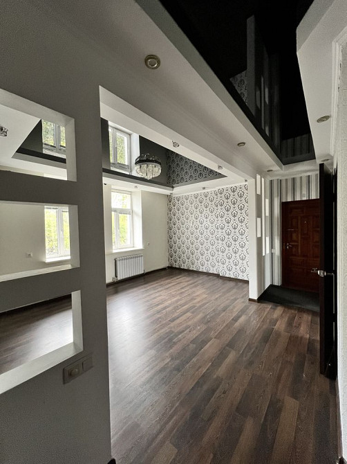 Продам 3х-комнатную квартиру с автономным отоплением и гаражом Славянск - изображение 6