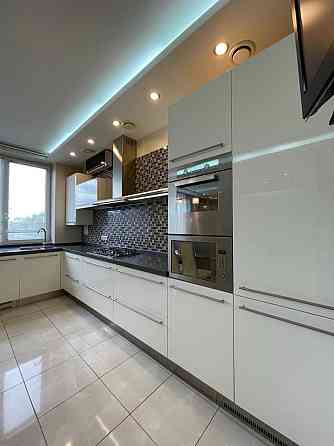 Аренда 3х комнатная центр Дніпро