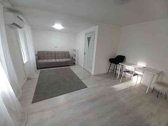 Сдам 2 к квартиру-студию Центр Кропивницкий