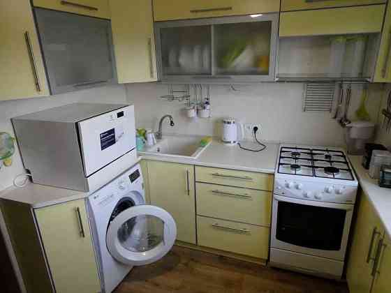 Простора трьохкімнатна квартира Запоріжжя