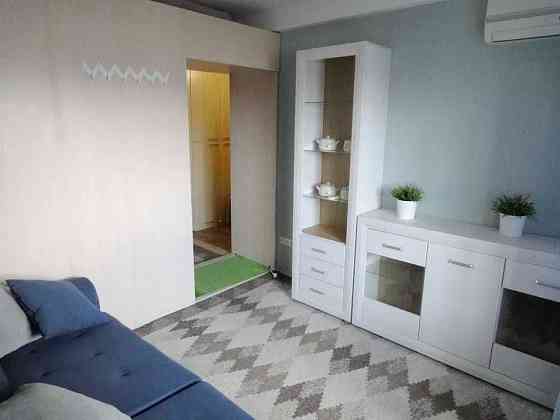 Простора трьохкімнатна квартира Запоріжжя