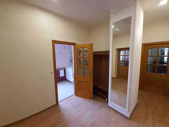 Довготривала оренда 3к квартири на Кловський узвів 17 Киев