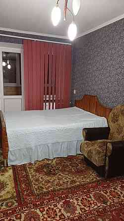 Здам 1 кім. кв. на тривалий термін в центральній частині міста Ровно