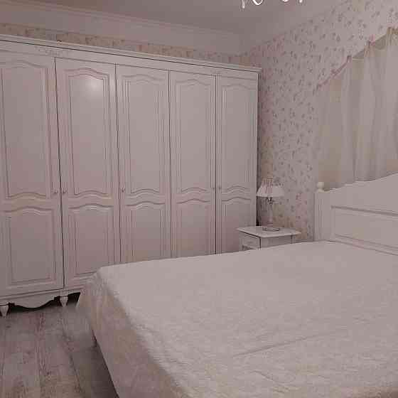 Оренда 2х кімнатної квартири Позняки Драгоманова 4 біля Ашану Киев