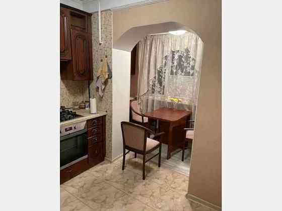 До м. Оболонь -3 хвилини пішки Киев