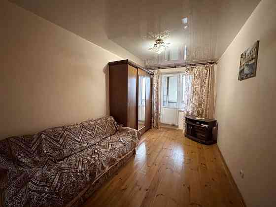 Трешка (75м2) в кирпичном доме на Фонтане в хорошем состоянии, Срочно! Одесса