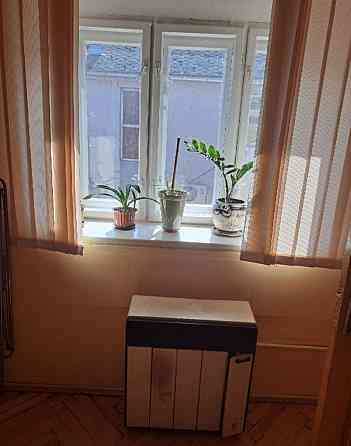 Продаж двох кімнатной площа Петефі. Ужгород