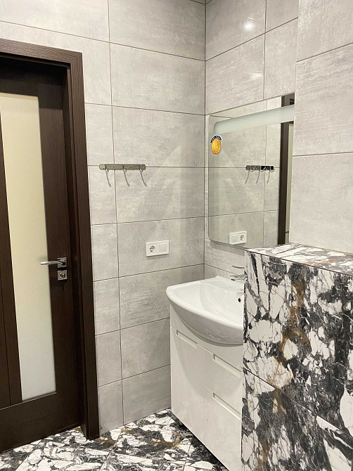 Квартира с евроремонтом в новом ЖК , у моря! Одесса - изображение 5