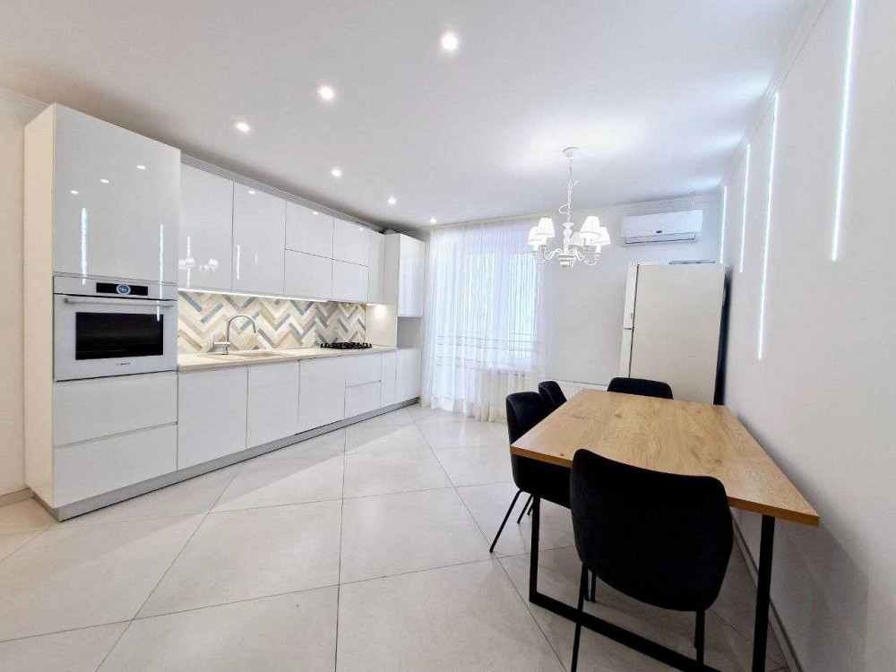 Продаж 2-кімнатної квартири у ЖК “Світлий Хутір” Луцьк - зображення 1