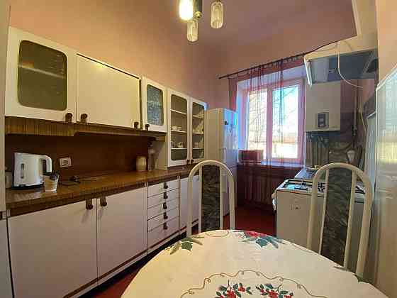 Оренда 3-кімнатної квартири на Героїв Майдану з ізольованими кімнатами Львів