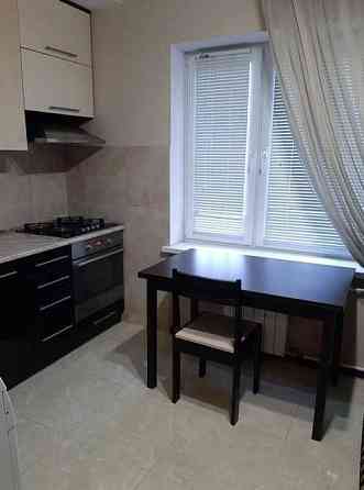 3-5 хвилин до метро Героїв Дніпра Киев