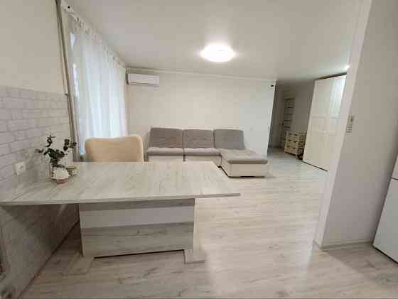 Це вона! 3к. в ЦЕНТРІ міста. Новий ремонт, меблі та техніка! Запоріжжя