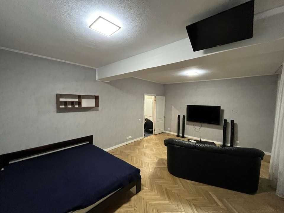 Здається однокімнатна квартира в центрі Києва! Киев - изображение 1