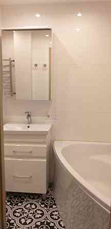 Аренла 1-к. кв. М. Житомирская. Ул. В.  Стуса 2. S=44м2. Две лоджии. Киев