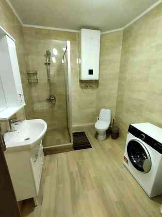 Перша здача 1к квартира ЖК Русанівська гавань Лівобережна генератор Київ