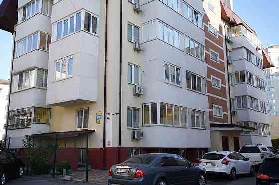 Продаж квартири-студії біля метро Васильківська Киев