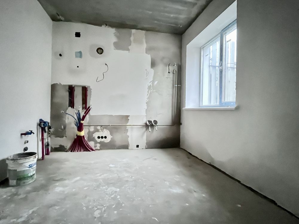 Двухкомнатная + собственный дворик+ паркоместо! Частичный ремонт! Гостомель - зображення 4