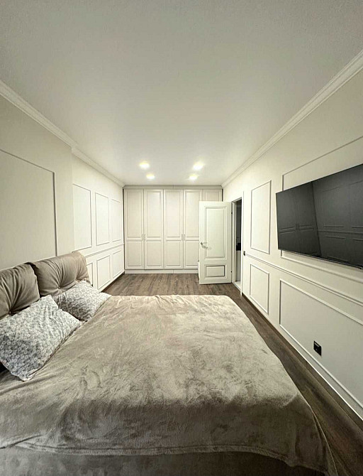 Красивая 1-комнатная квартира близь центрас ремонтом ЖК Бульвар Акаций Одесса - изображение 1