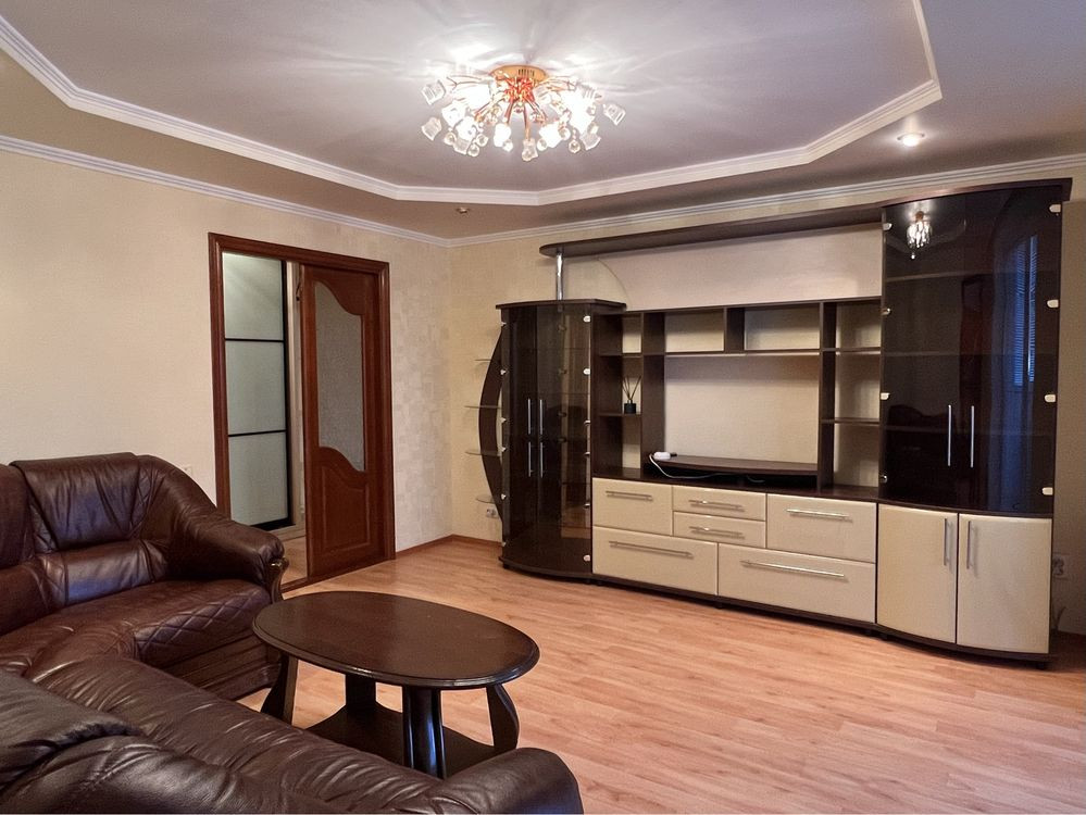 Здам чудову 3-кімнатну квартиру в новобудові біля центру Каменец-Подольский - изображение 1