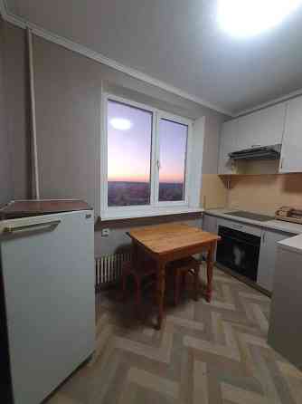 Здам 1кв  метро Хол гора .вул.Холодногірська 10. ціна 5000+світло,вода Харьков