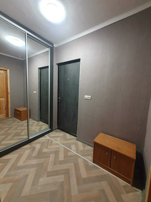 Здам 1кв  метро Хол гора .вул.Холодногірська 10. ціна 5000+світло,вода Харьков - изображение 1