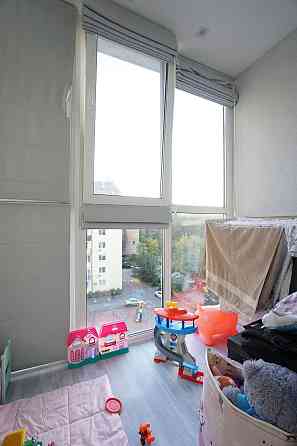 М. Теремки , ЖК Казка, поруч парк Феофанія Киев