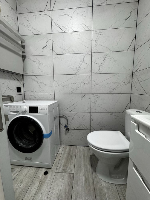 Пропоную на оренда 1-но кім. квартиру район Юлівений вул. Б. Квашенка Ровно - изображение 6