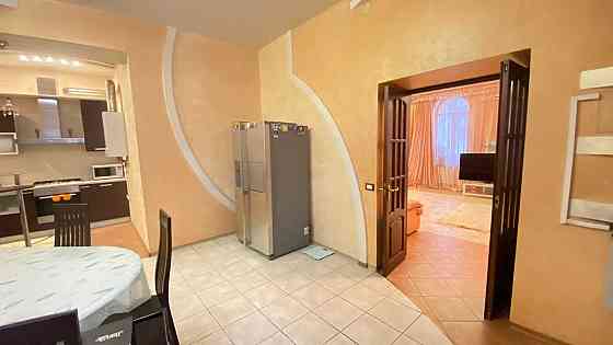 квартира на земле, центр! гараж, генератор, полная автономия! Одесса