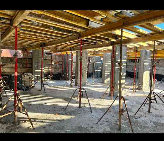 Однокімнатна квартира в Дарницькому районі біля метро Киев