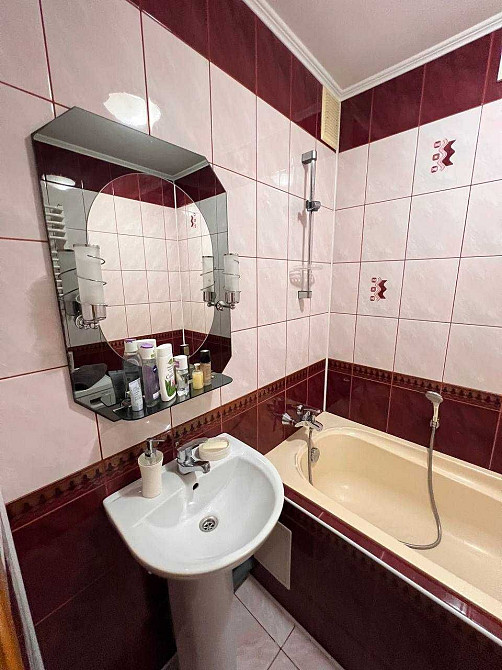 Продається 2 кімнатна квартира з ремонтом в Центрі міста Богородчани - зображення 5