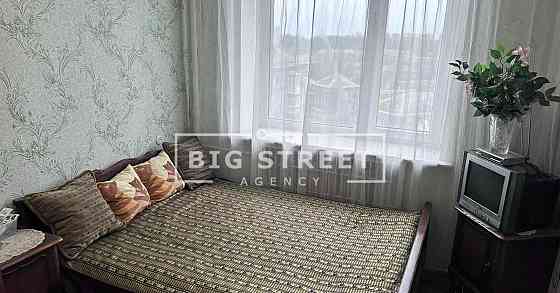 Продам видову квартиру біля метро Звіринецька Бойчука Печерський Київ