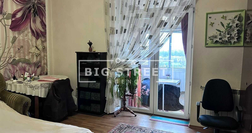 Продам видову квартиру біля метро Звіринецька Бойчука Печерський Київ - зображення 1