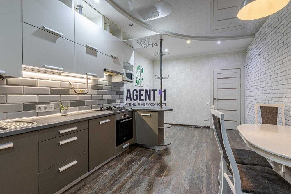 Продаж великої 1-кімн. квартири ЖК Львівський П. Борщагівка Петропавлівська Борщагівка - зображення 1