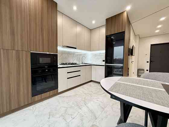 Перша здача! Однокімнатна з кухнею-студією в новобудові біля ІФНТУНГ! Івано-Франківськ