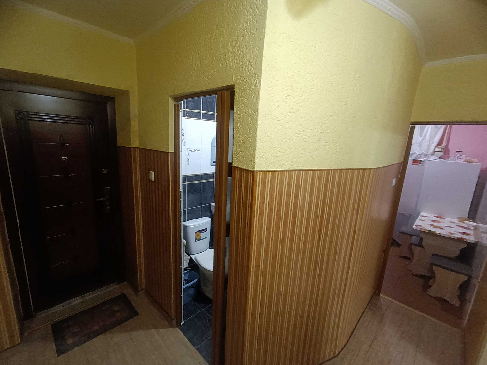 ОРЕНДА 2-х кімнатної КВАРТИРИ з РЕМОНТОМ на 2-у ПОВЕРСІ 5-и поверхівки Берегове - зображення 5