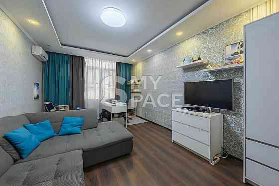 Чудова 1к квартира Саперно-слобідська 24 Либідська Деміївська Видубичі Київ