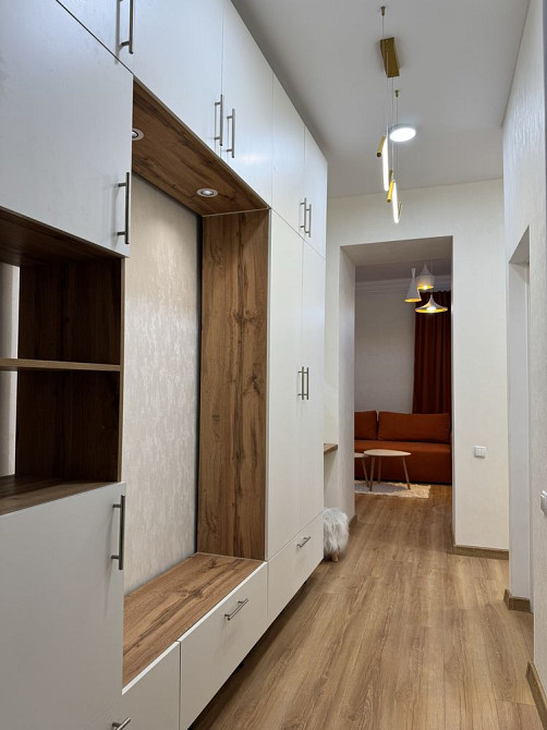 3-к квартира ЦЕНТР ГОРОДА Проспект Свободы. 70 кв.м 4/5 эт. Кам`янське (Запорізька обл.) - зображення 2