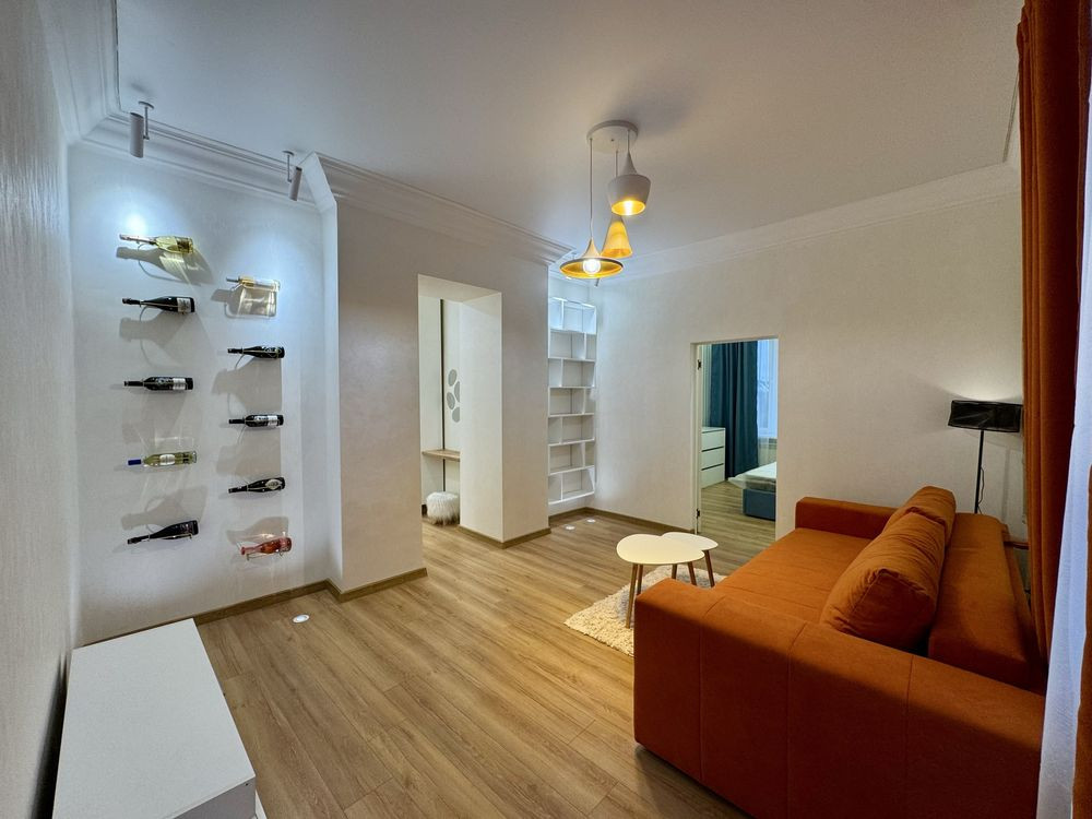 3-к квартира ЦЕНТР ГОРОДА Проспект Свободы. 70 кв.м 4/5 эт. Кам`янське (Запорізька обл.) - зображення 1